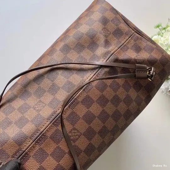 GM NEVERFULL Louis Vuitton 0623